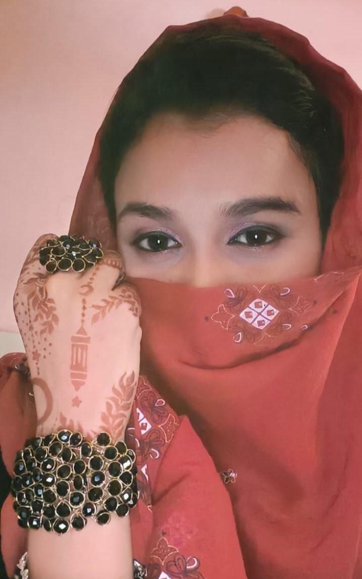 Ruksar Mehendi Artist: Crafting Timeless Henna Art with Precision and Passion