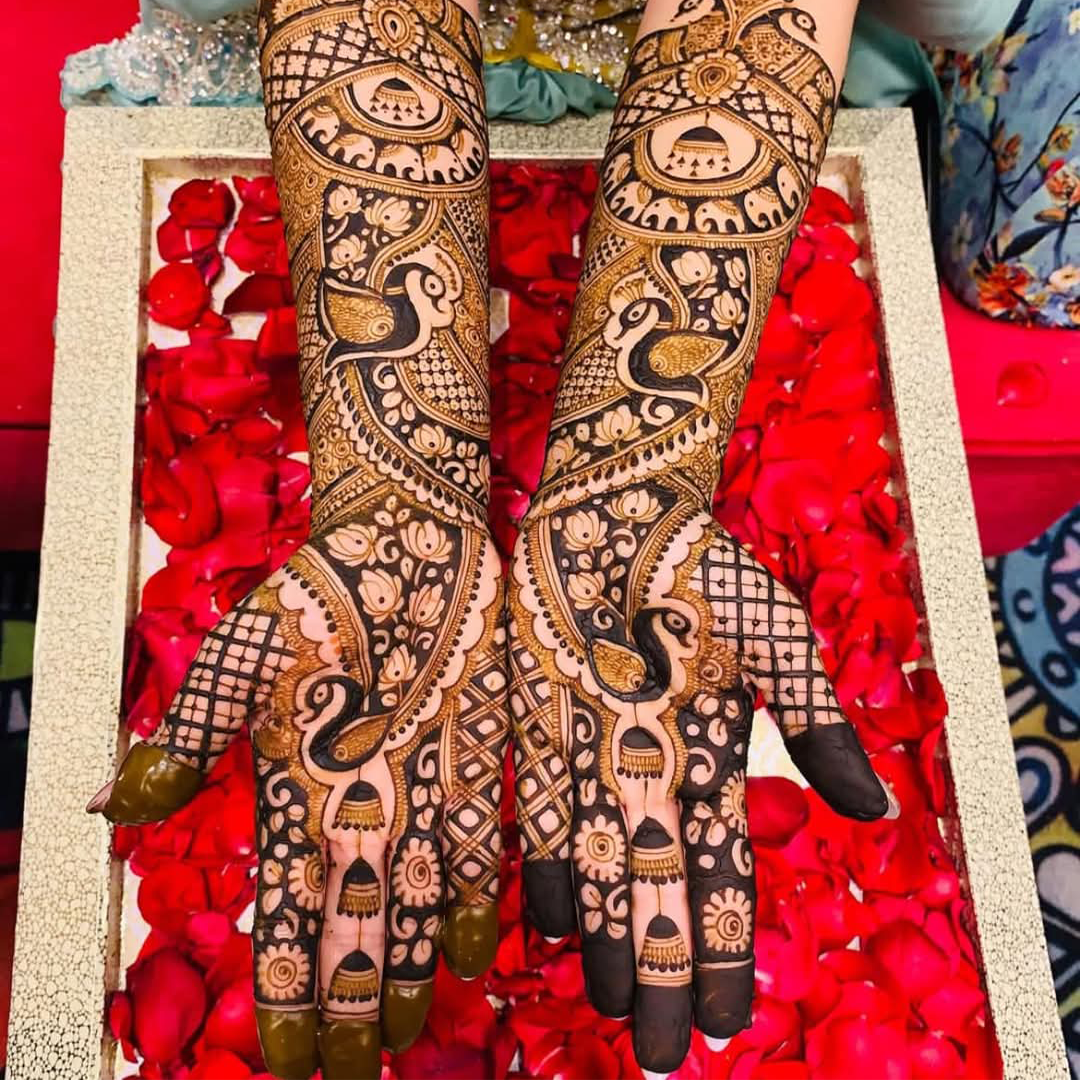 Harsha Mehndi Artist – The Best Mehndi Services in Jalgaon, Akola & Aurangabad